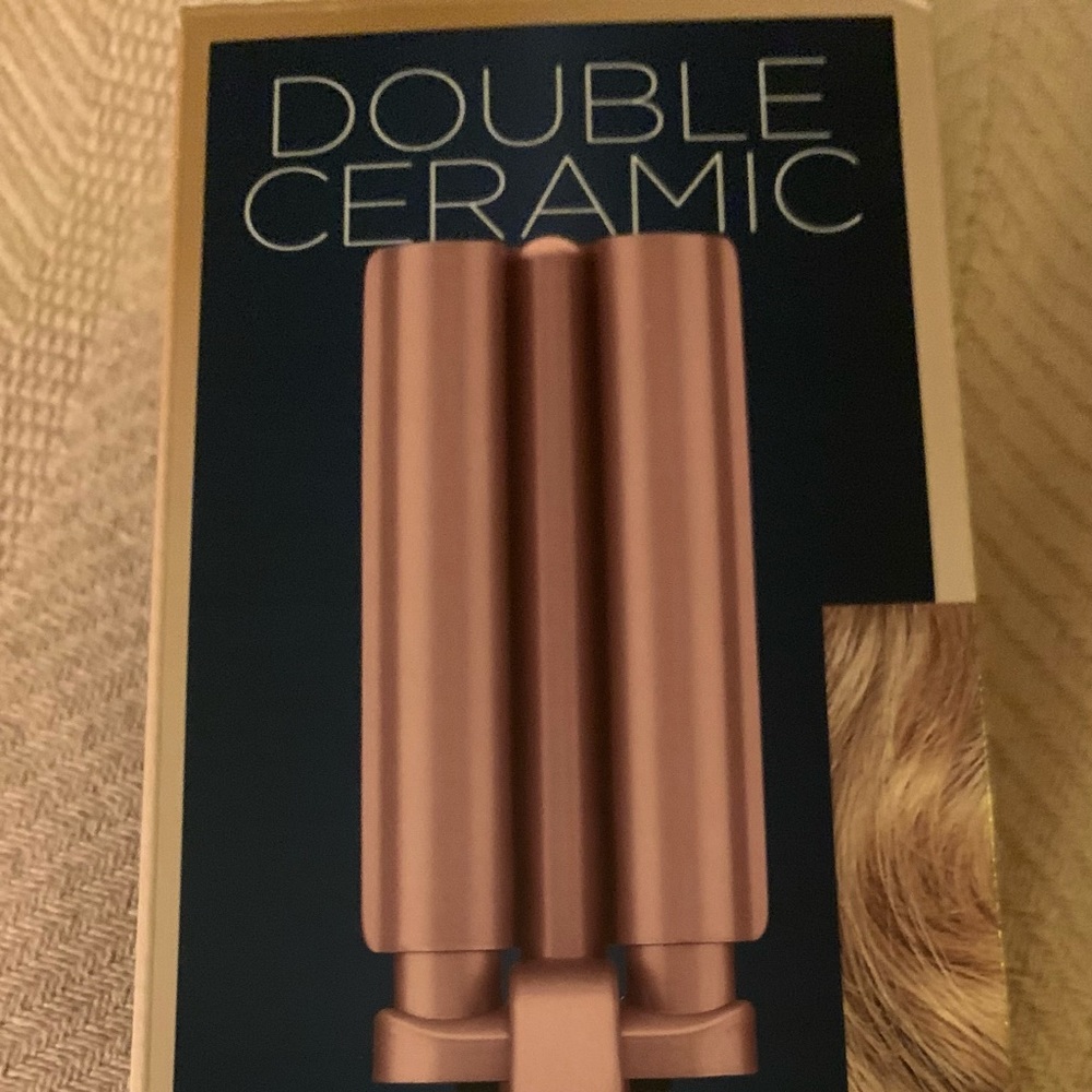Conair Triple Barrel Waver